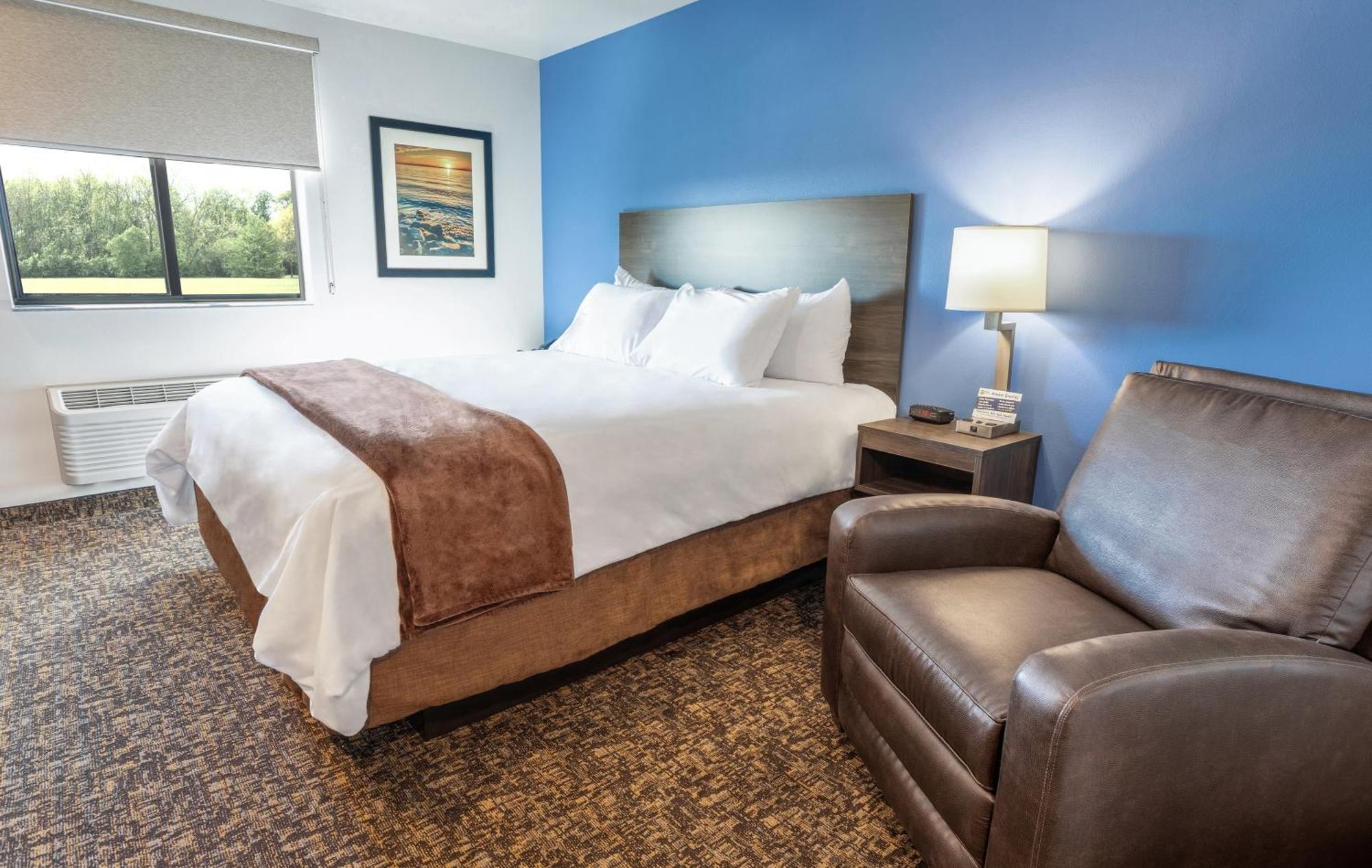 My Place Hotel-Randolph, Vt Bagian luar foto